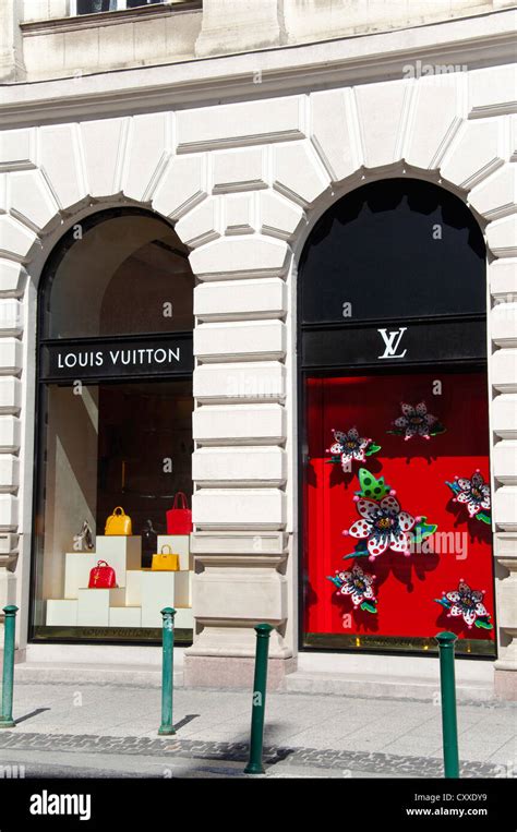 lv csizma|Louis Vuitton Budapest Store in Budapest, Hungary .